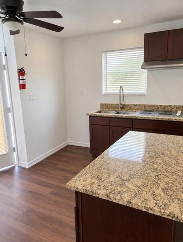3118 Memel Street B, Houston, TX 77026