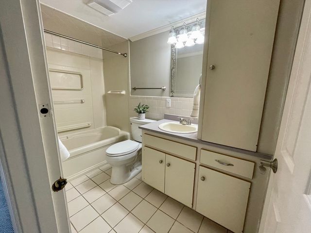 73 Benefit B, Mansfield, MA 02048