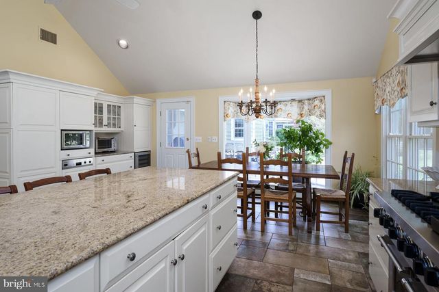 821 PRETTY BROOK RD, Princeton, NJ 08540