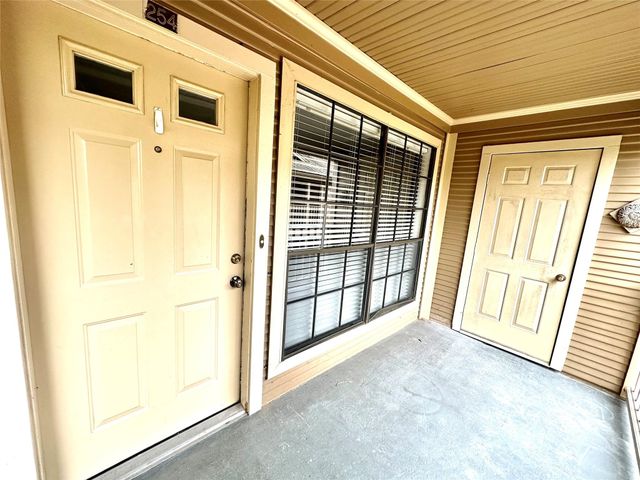 1311 Antoine Drive 254, Houston, TX 77055