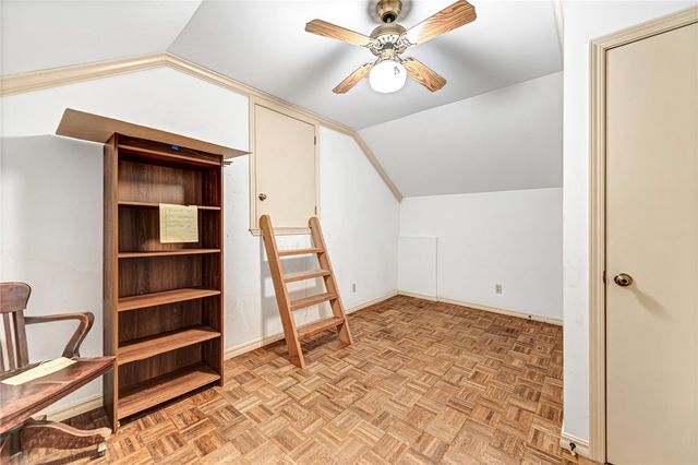 819 Center Street, Elkins, AR 72727