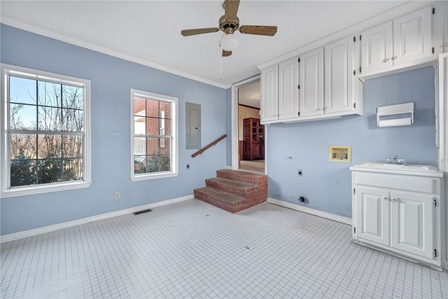 819 Center Street, Elkins, AR 72727