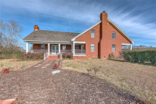 819 Center Street, Elkins, AR 72727