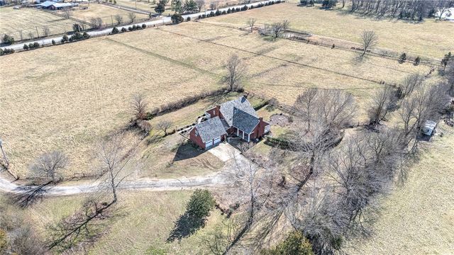 819 Center Street, Elkins, AR 72727