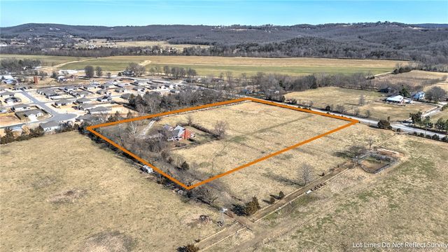 819 Center Street, Elkins, AR 72727