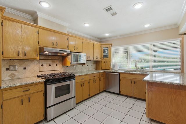 3128 Barton Road, Carrollton, TX 75007