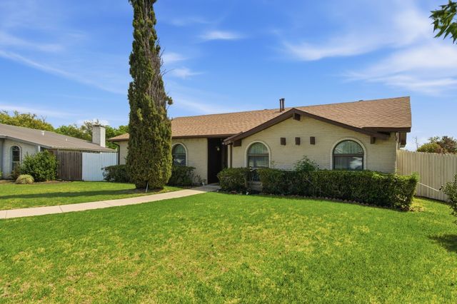 3128 Barton Road, Carrollton, TX 75007