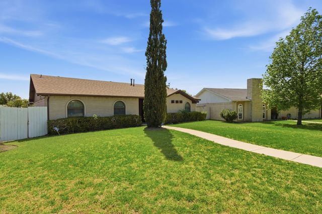 3128 Barton Road, Carrollton, TX 75007