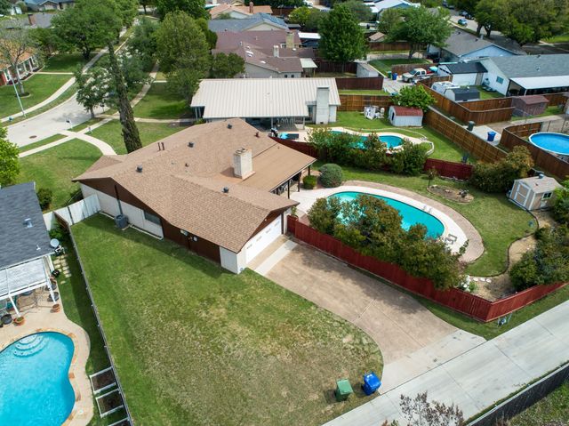 3128 Barton Road, Carrollton, TX 75007