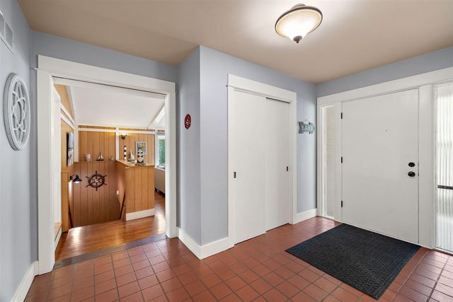 2305 Warner Drive, Holland, MI 49424