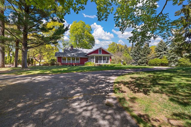 2305 Warner Drive, Holland, MI 49424