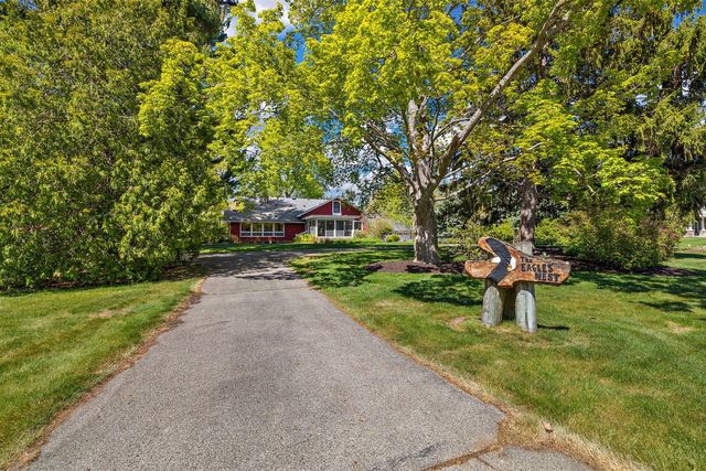 2305 Warner Drive, Holland, MI 49424