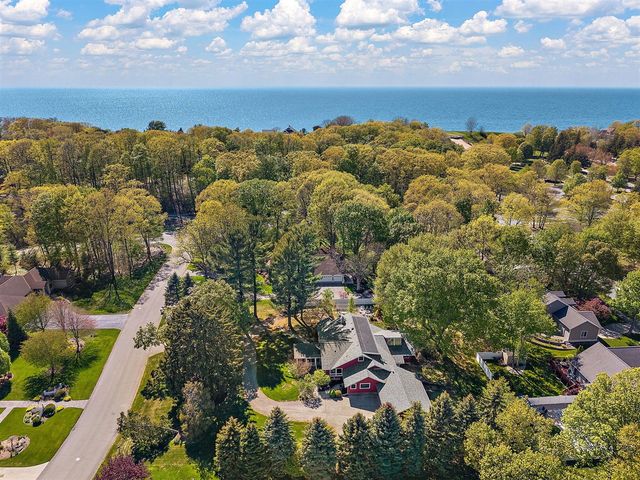 2305 Warner Drive, Holland, MI 49424