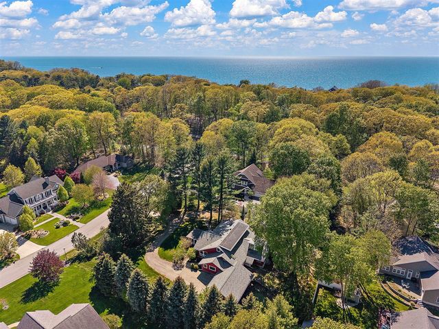 2305 Warner Drive, Holland, MI 49424