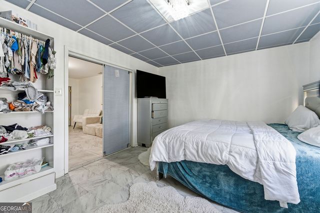 325 Riverbirch Lane, Lawrenceville, GA 30044