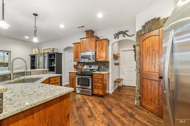 3305 18th Street, Lewiston, ID 83501