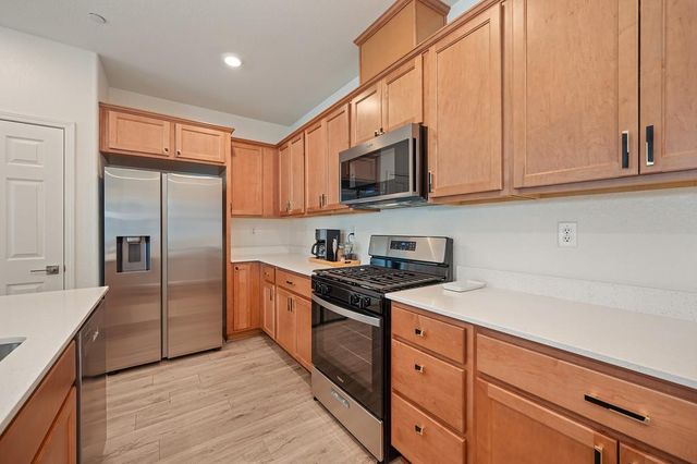 4574 Spring Harvest Dr, Folsom, CA 95630