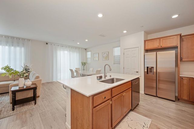 4574 Spring Harvest Dr, Folsom, CA 95630