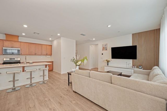 4574 Spring Harvest Dr, Folsom, CA 95630