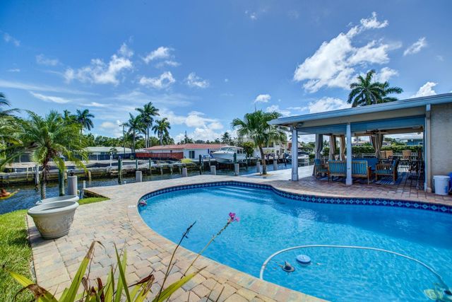 1920 Waters Edge, Pompano Beach, FL 33062