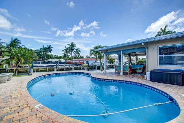 1920 Waters Edge, Pompano Beach, FL 33062