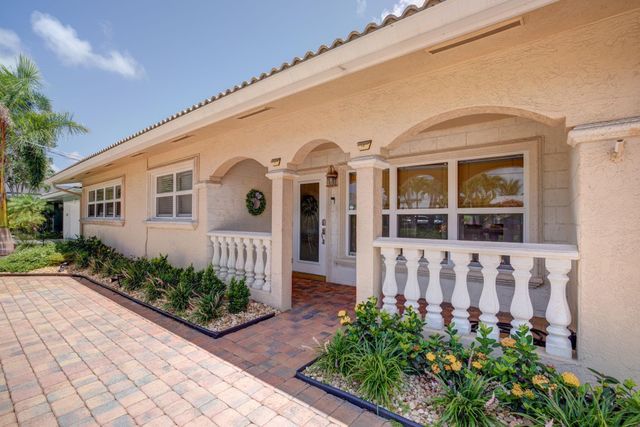 1920 Waters Edge, Pompano Beach, FL 33062