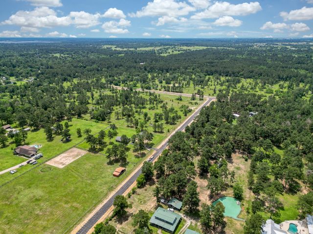 31971 Boone Road, Waller, TX 77484