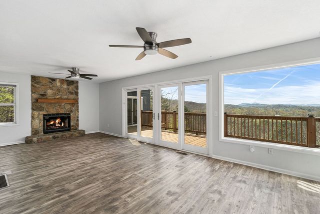 312 Penland Indian Trail, Hayesville, NC 28904