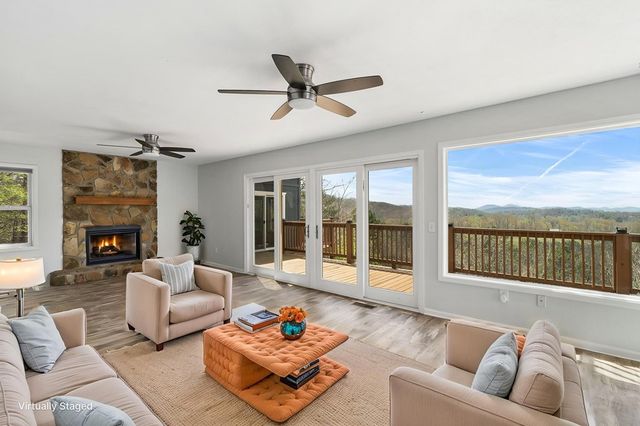 312 Penland Indian Trail, Hayesville, NC 28904