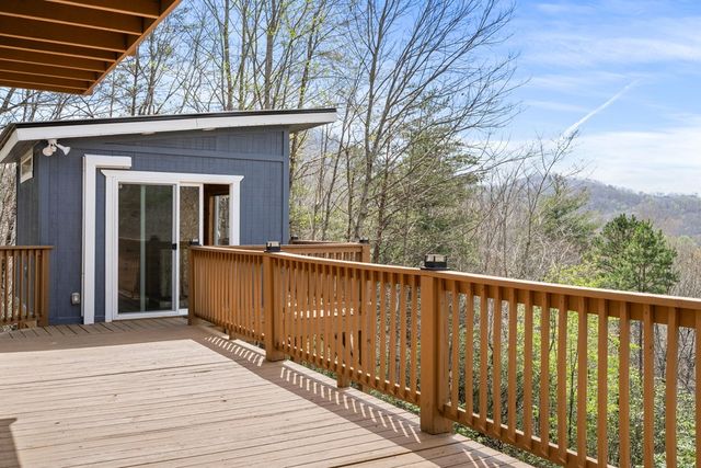 312 Penland Indian Trail, Hayesville, NC 28904