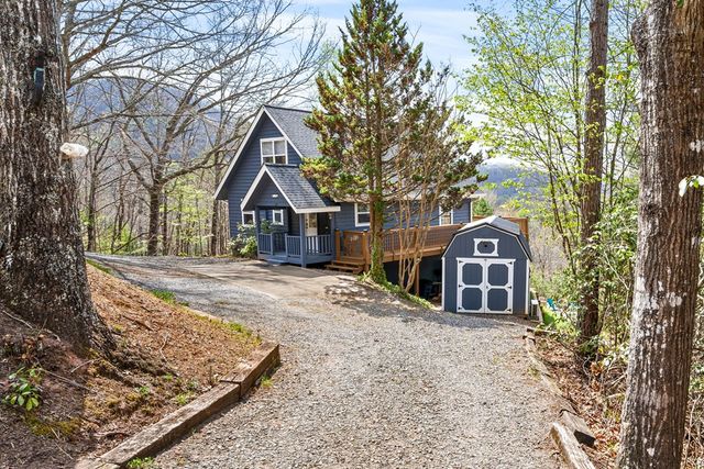 312 Penland Indian Trail, Hayesville, NC 28904