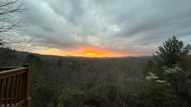 312 Penland Indian Trail, Hayesville, NC 28904