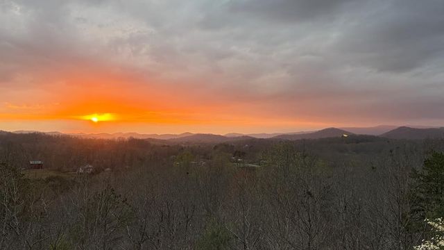 312 Penland Indian Trail, Hayesville, NC 28904