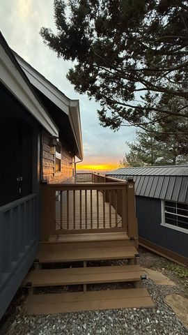 312 Penland Indian Trail, Hayesville, NC 28904