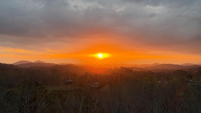 312 Penland Indian Trail, Hayesville, NC 28904