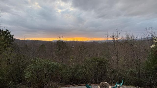 312 Penland Indian Trail, Hayesville, NC 28904