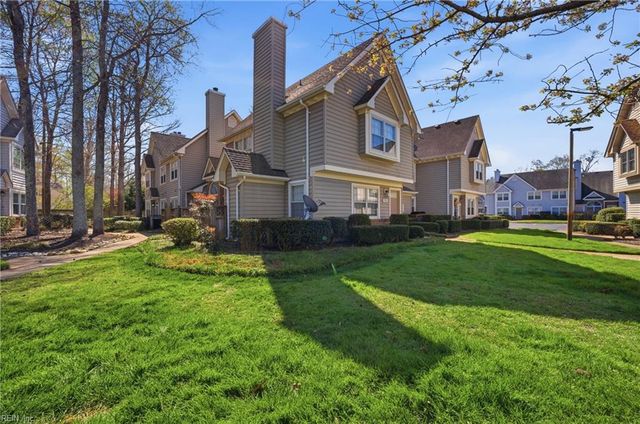 700 Rapidan River Ct Apt F, Chesapeake, VA 23320