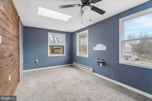 56 REIFSNYDER RD, Royersford, PA 19468