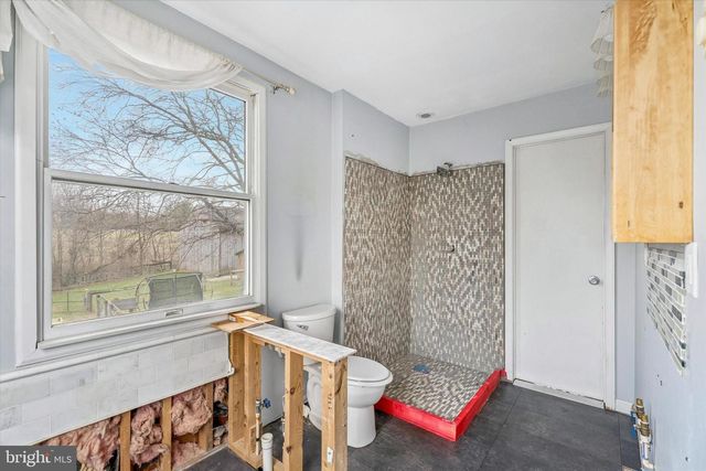 56 REIFSNYDER RD, Royersford, PA 19468