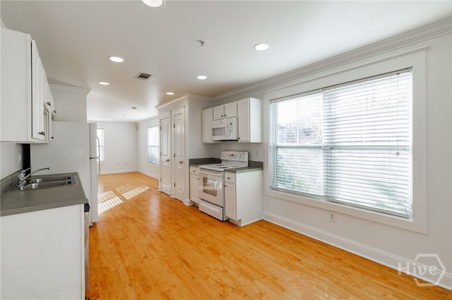 1035 Barnett Shoals Road 1010, Athens, GA 30605