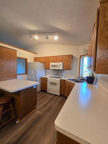 4265 Lake Ridge Drive, Big Lake, MN 55309