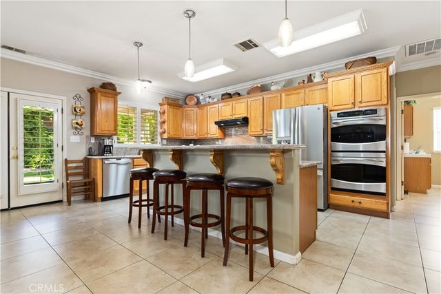660 River Oaks, Paso Robles, CA 93446