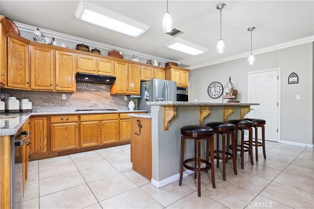 660 River Oaks, Paso Robles, CA 93446