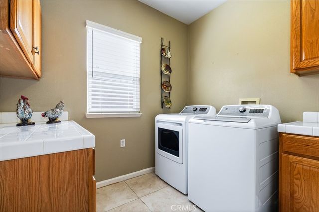 660 River Oaks, Paso Robles, CA 93446