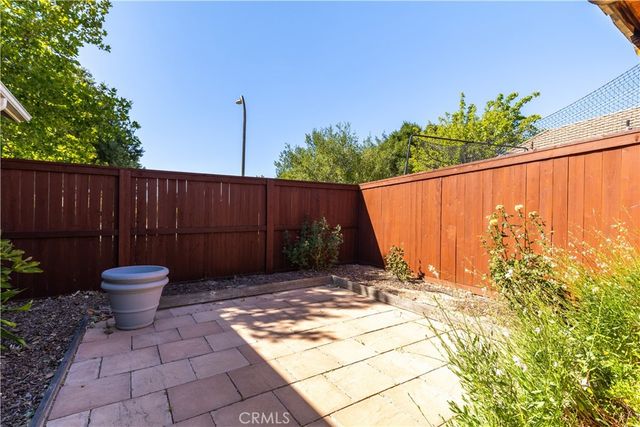 660 River Oaks, Paso Robles, CA 93446