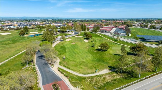 660 River Oaks, Paso Robles, CA 93446