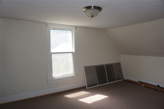 118 N 5th Street, Winterset, IA 50273