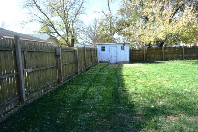 118 N 5th Street, Winterset, IA 50273