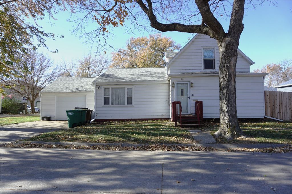 118 N 5th Street, Winterset, IA 50273