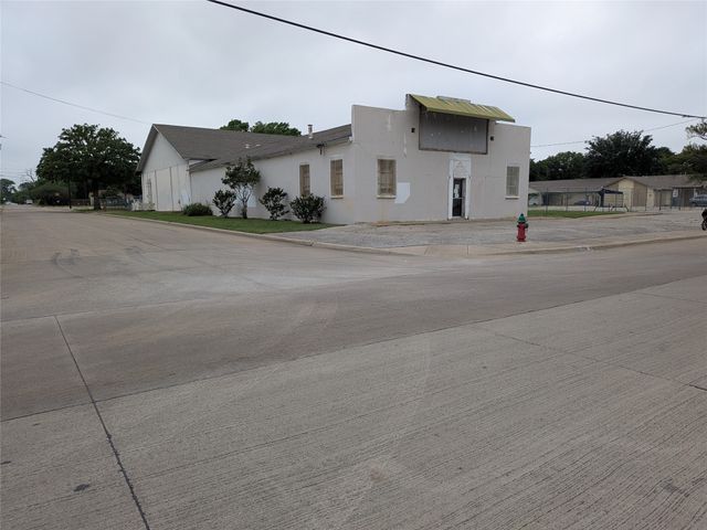 4315 NE Loraine Street, Haltom City, TX 76117